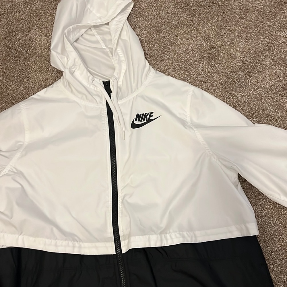 COPY - never worn nike windbreaker